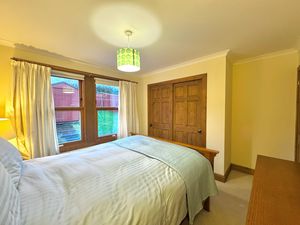 Photo 12- click for photo gallery